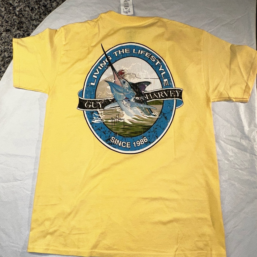 NWT Guy Harvey Yellow T-shirt with Pocket ~ Medium